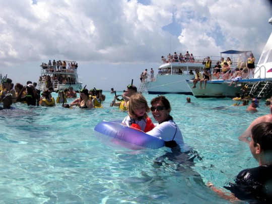 Elektra at Stingray City