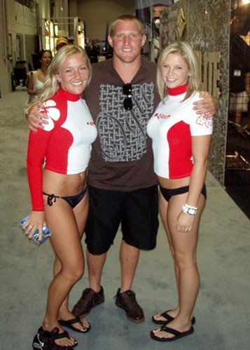 EXCEED girls with Rusty - SurfExpo, Sep 2007